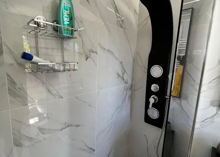 La Nuova Casa 3* رافيننا