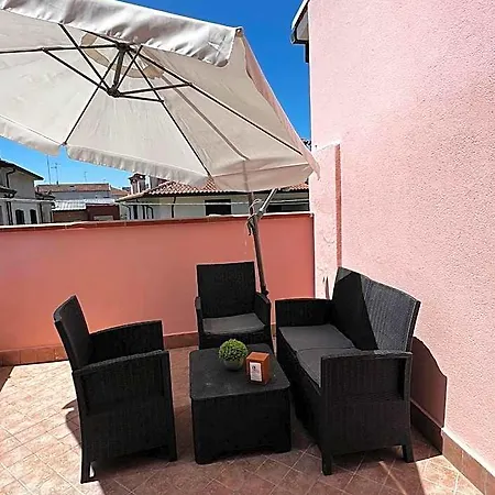 La Nuova Casa Apartahotel 3*